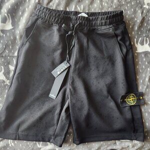 Stone Island Black Garment Dyed Sweatshorts Mens Large (AUTHENTICATED BY EBAY)